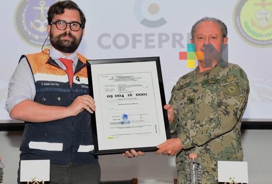 Marina obtiene licencia sanitaria para laboratorio de farmacología y toxicología, por parte de la COFEPRIS