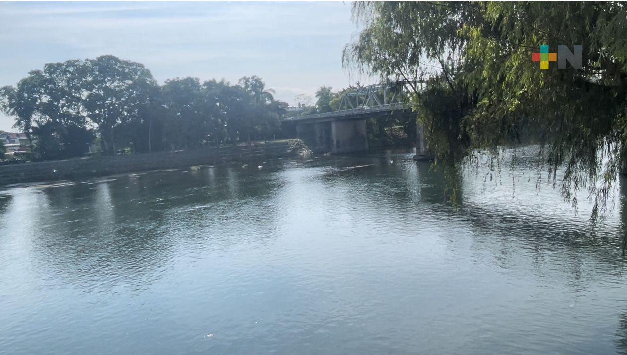 Conagua desazolva afluentes como el río Bobo, para reducir desborde de afluentes