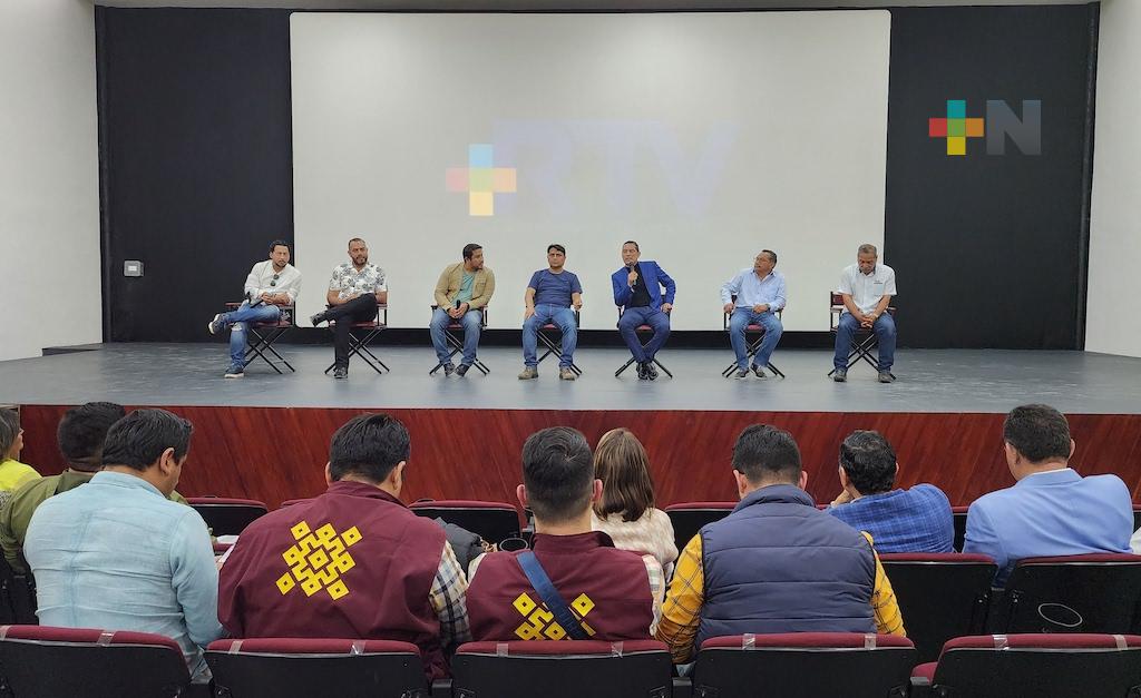 En Foro Carmela Rey se presentó exitosamente «Detrás del Arcoíris no siempre hay un tesoro», documental de RTV