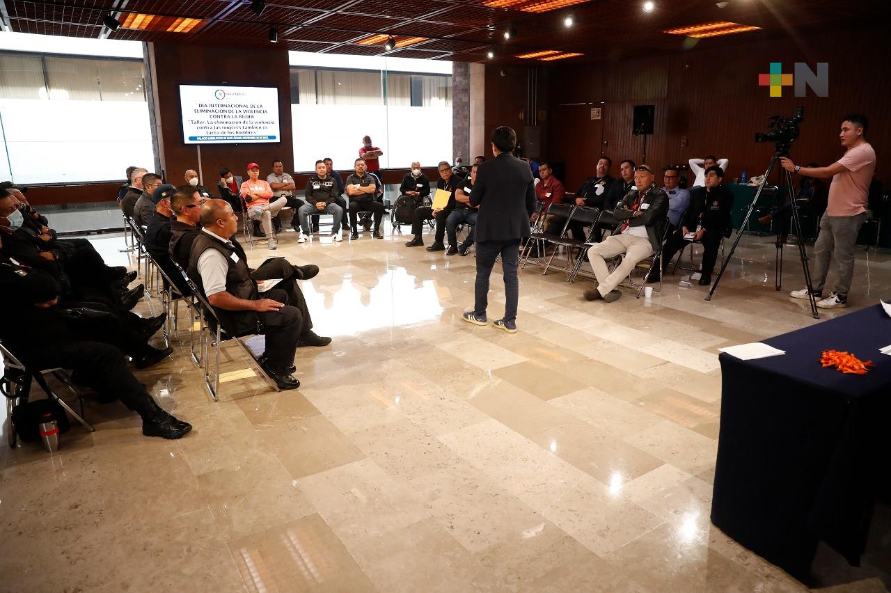 Organizan en San Lázaro taller “La eliminación de la violencia contra las mujeres también es tarea de los hombres”