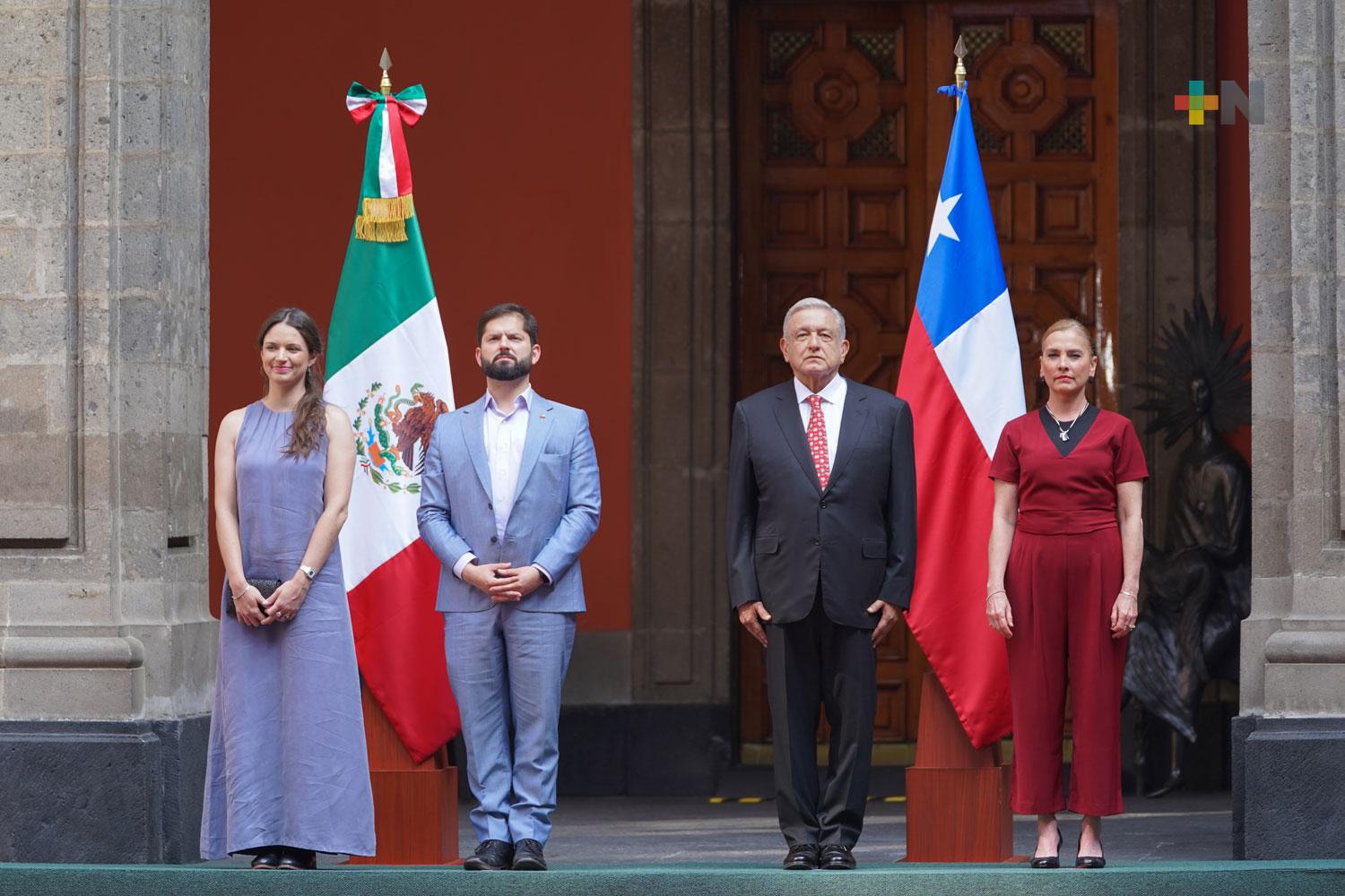 Presidente recibe visita oficial de Gabriel Boric Font, presidente de Chile