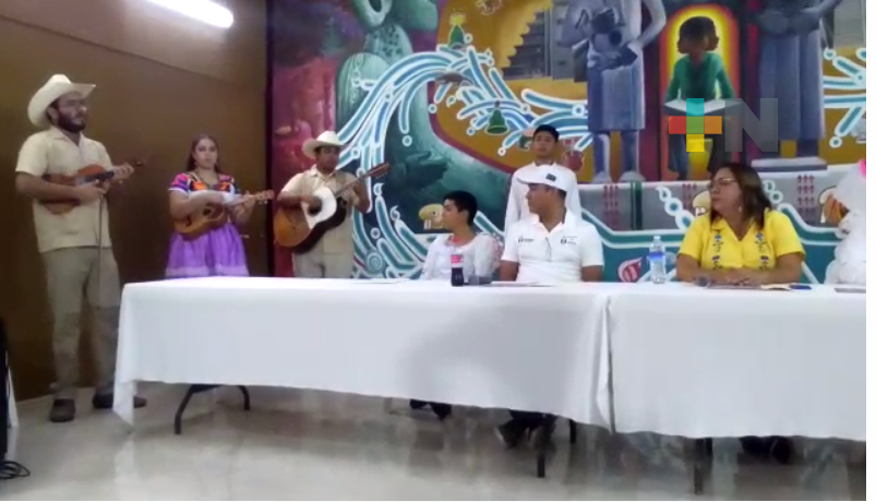 Regresa a Tuxpan concurso de nacional Huapango