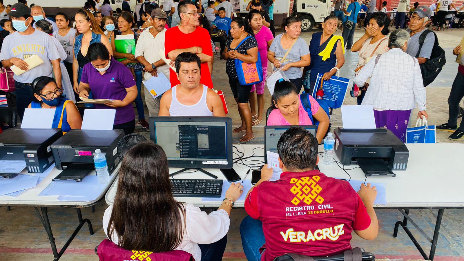 Realiza Brigadas Itinerantes del Registro Civil más de dos mil servicios en Chumatlán y Entabladero