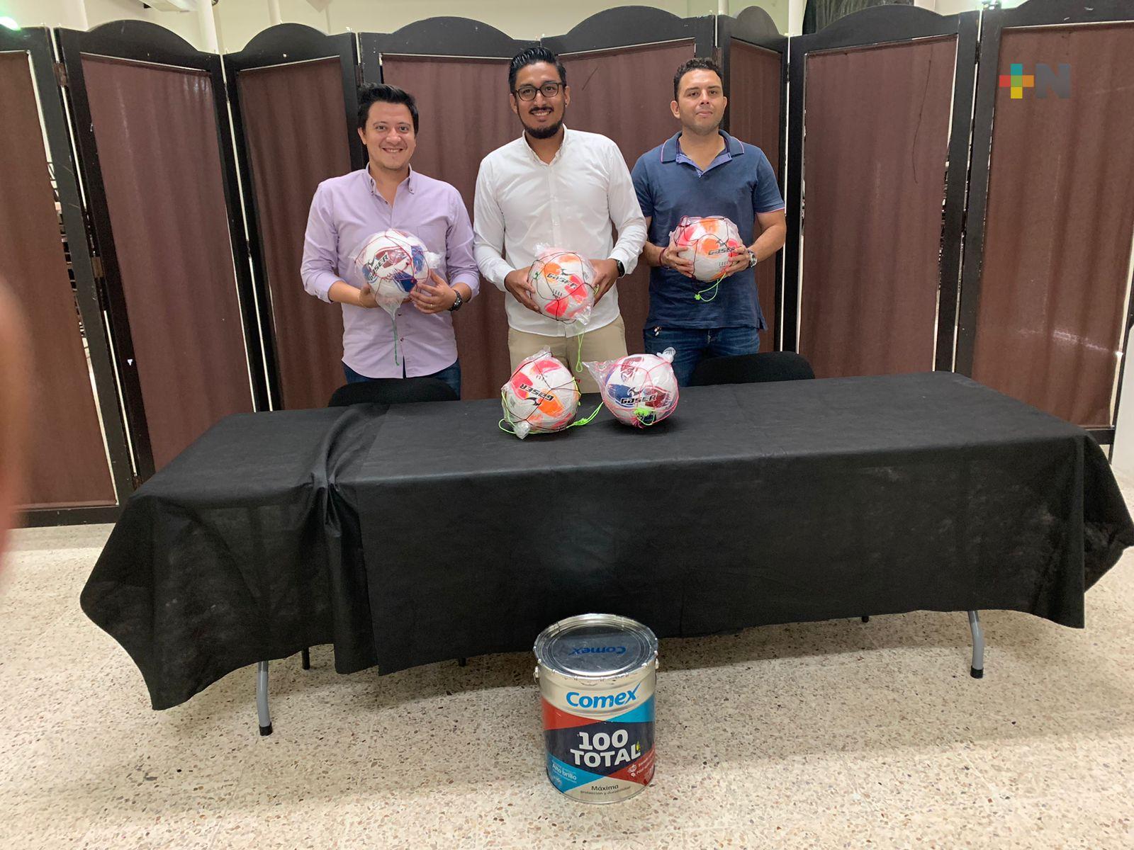 Invitan exalumnos de escuela de Coatzacoalcos a torneo de futbol