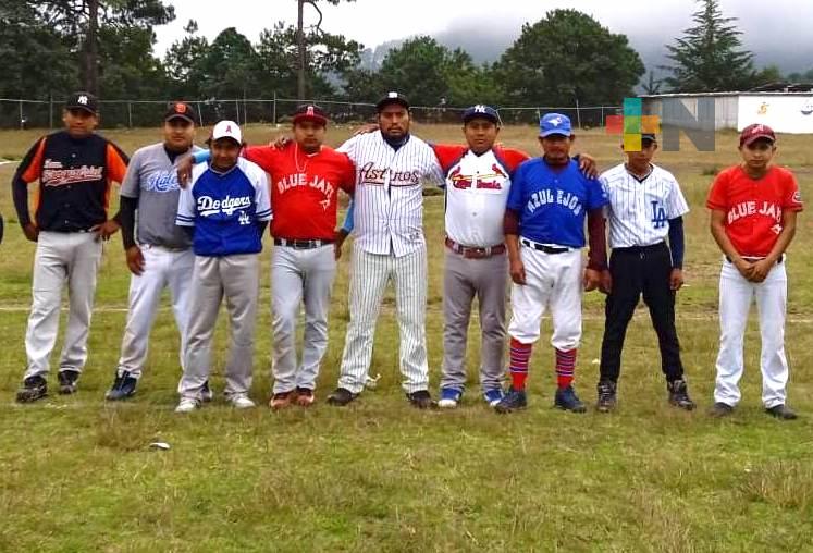 El Rosario venció por 10-6 a Capulines en beisbol regional de Banderilla