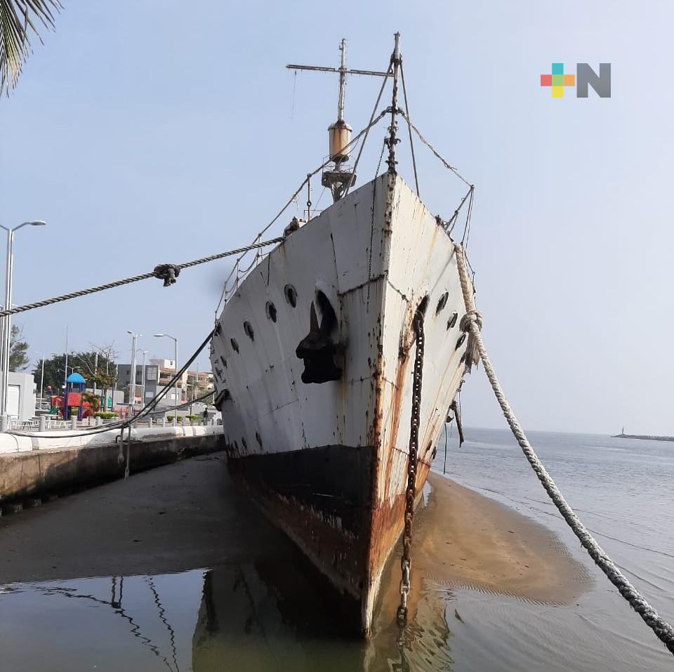 Detenidos los trabajos de desguace del buque Guanajuato atracado en Boca del Río