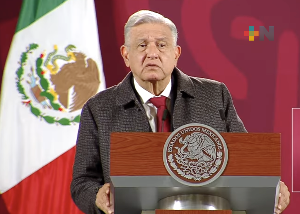 Sí hay recursos, gobierno federal analiza reubicar basurero de Las Matas, Minatitlán: AMLO