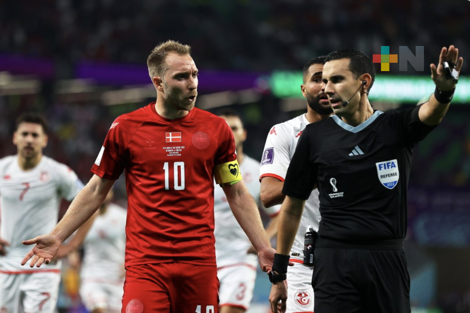 Se presentó en empate entre daneses y tunecinos, silbante mexicano César Ramos