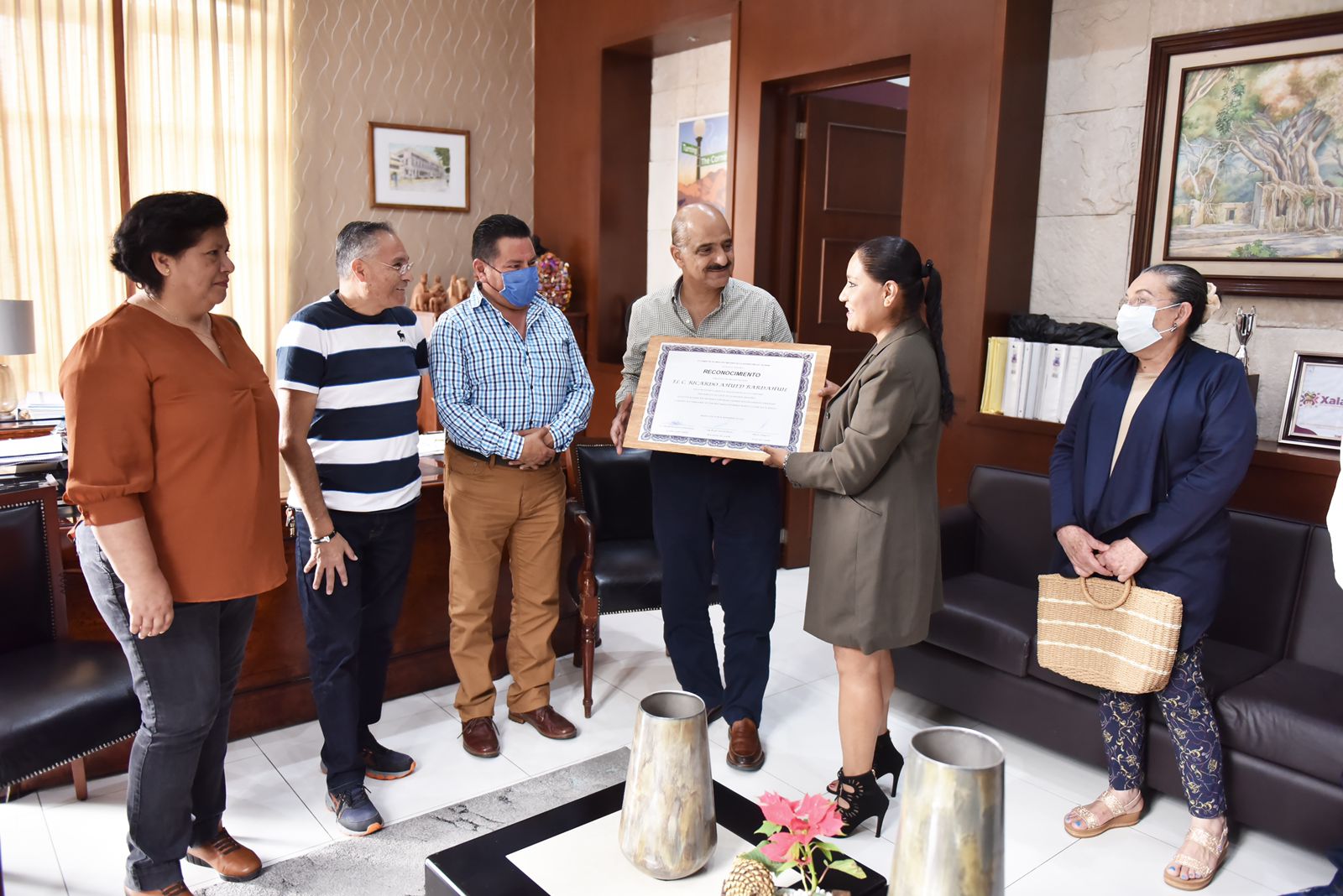 Reconocen vecinos trabajo del Ayuntamiento de Xalapa