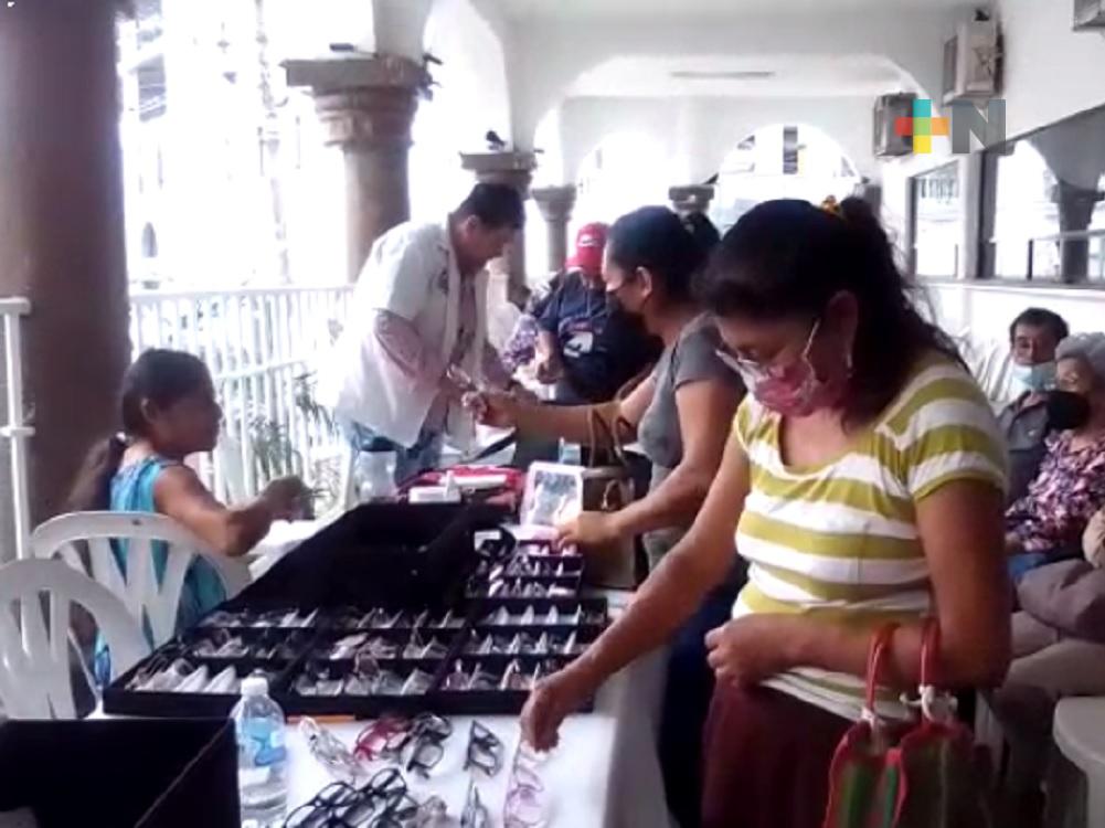 Continúan Jornadas de Salud Visual en municipio de Tuxpan