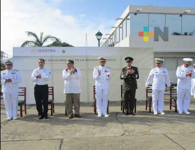 Conmemoran Día de la Armada en Coatzacoalcos