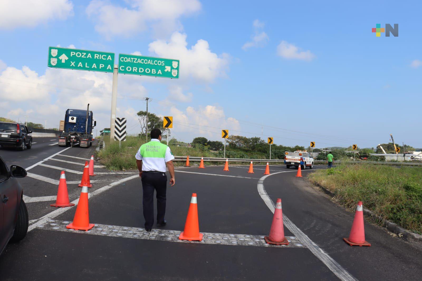 Por volcadura cierran circulación en distribuidor vial El Trébol; dirección Veracruz-Ciudad Cardel