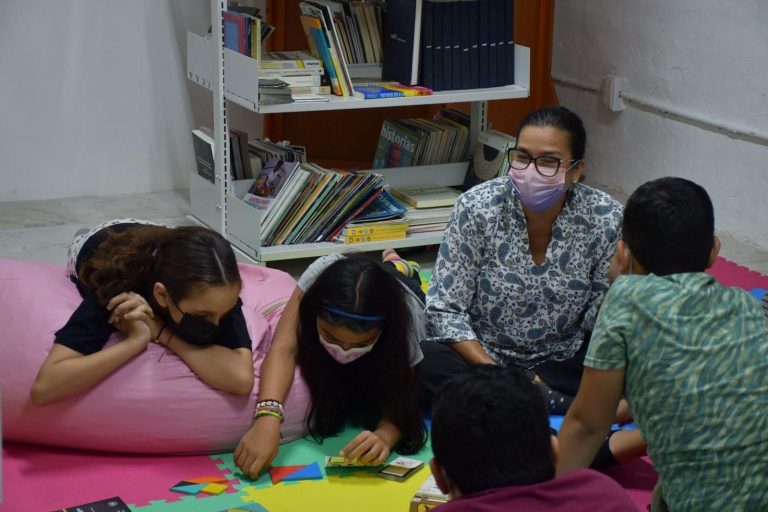 Realiza IVEC actividades de fomento a la lectura en el Centro Cultural Atarazanas