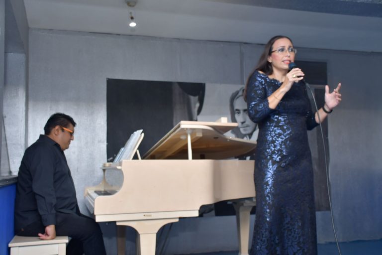Presenta IVEC música y poesía en los “Miércoles bohemios” de la Casita Blanca