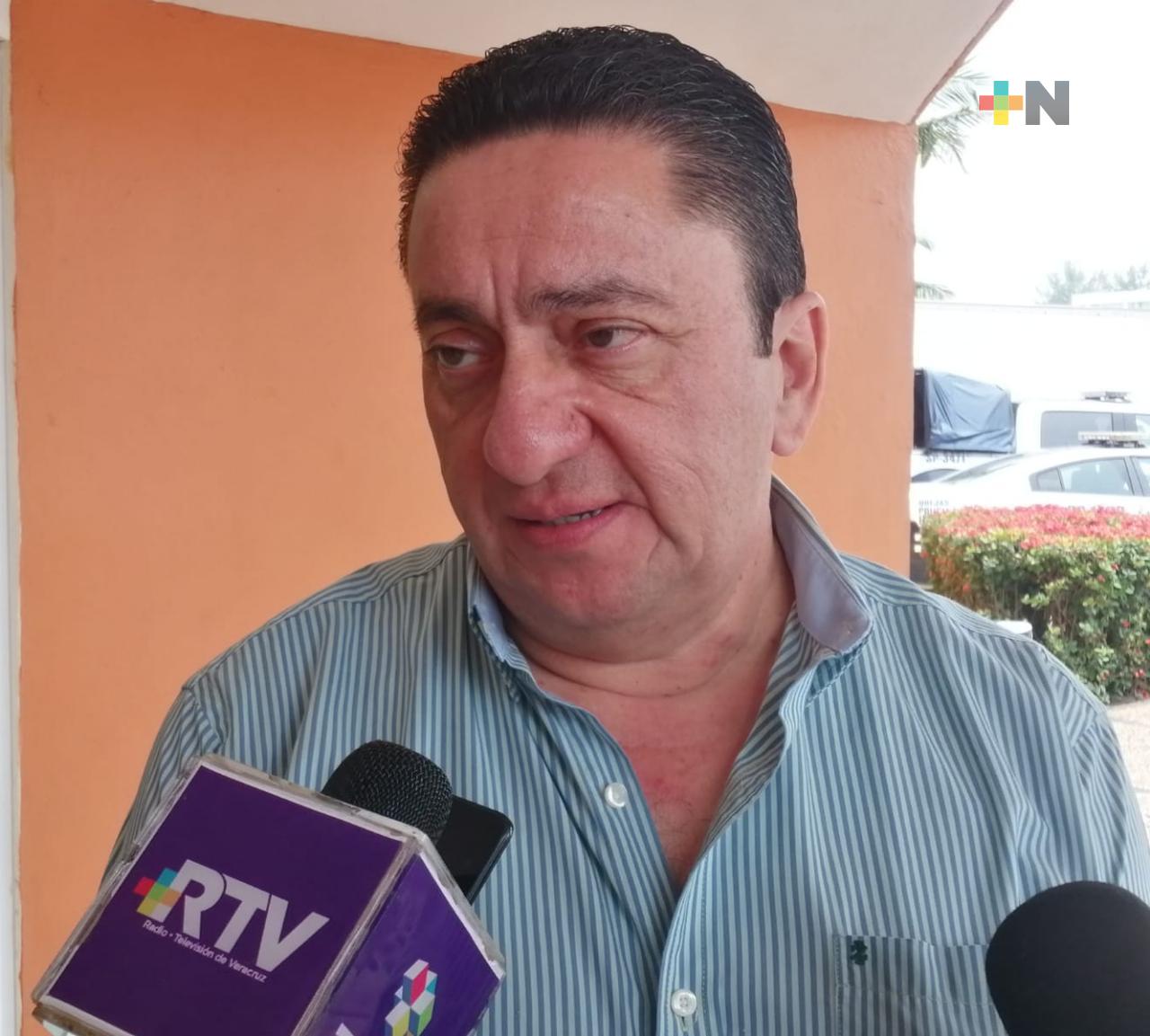 Uso de gel antibacterial y sana distancia se mantienen en Aeropuerto Internacional de Veracruz