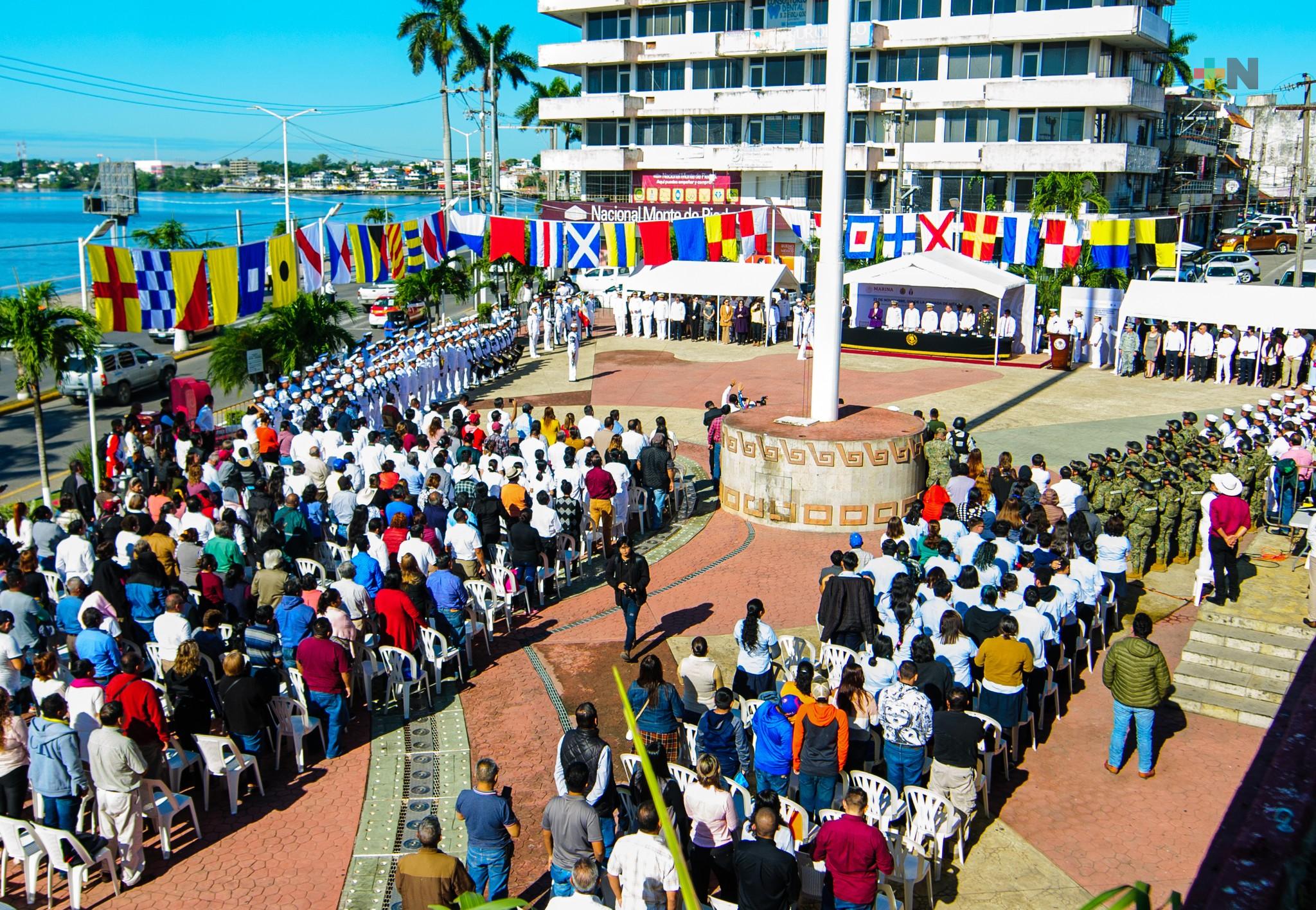Entregan a la Armada de México el Obelisco y Parque 23 de Noviembre de Tuxpan