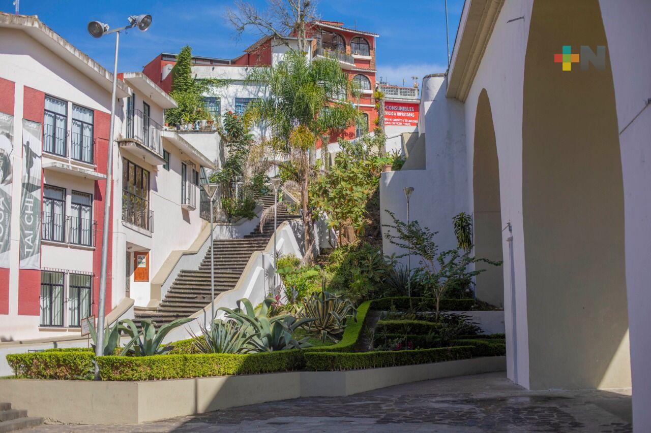 Continúa programa de Imagen Urbana en sitios emblemáticos de Xalapa