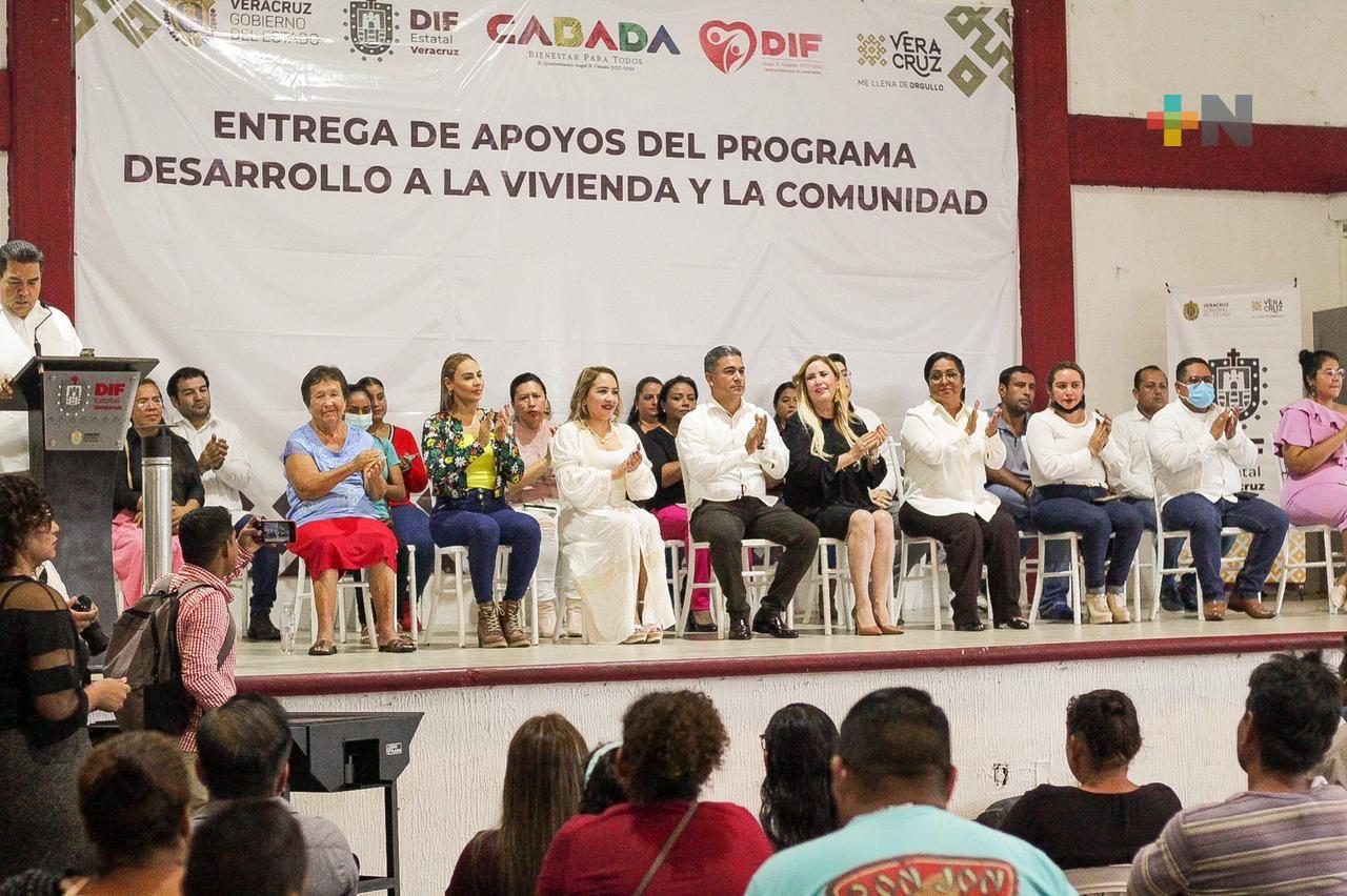 Entregó DIF estatal apoyos a 14 municipios de la Cuenca y Los Tuxtlas