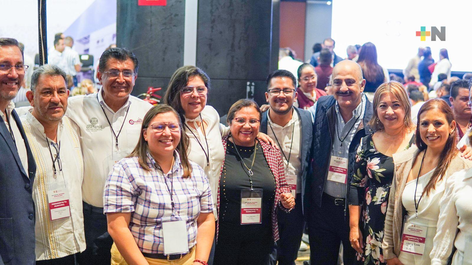 Presente Carmen Medel Palma en el “Encuentro Nacional Municipalista”