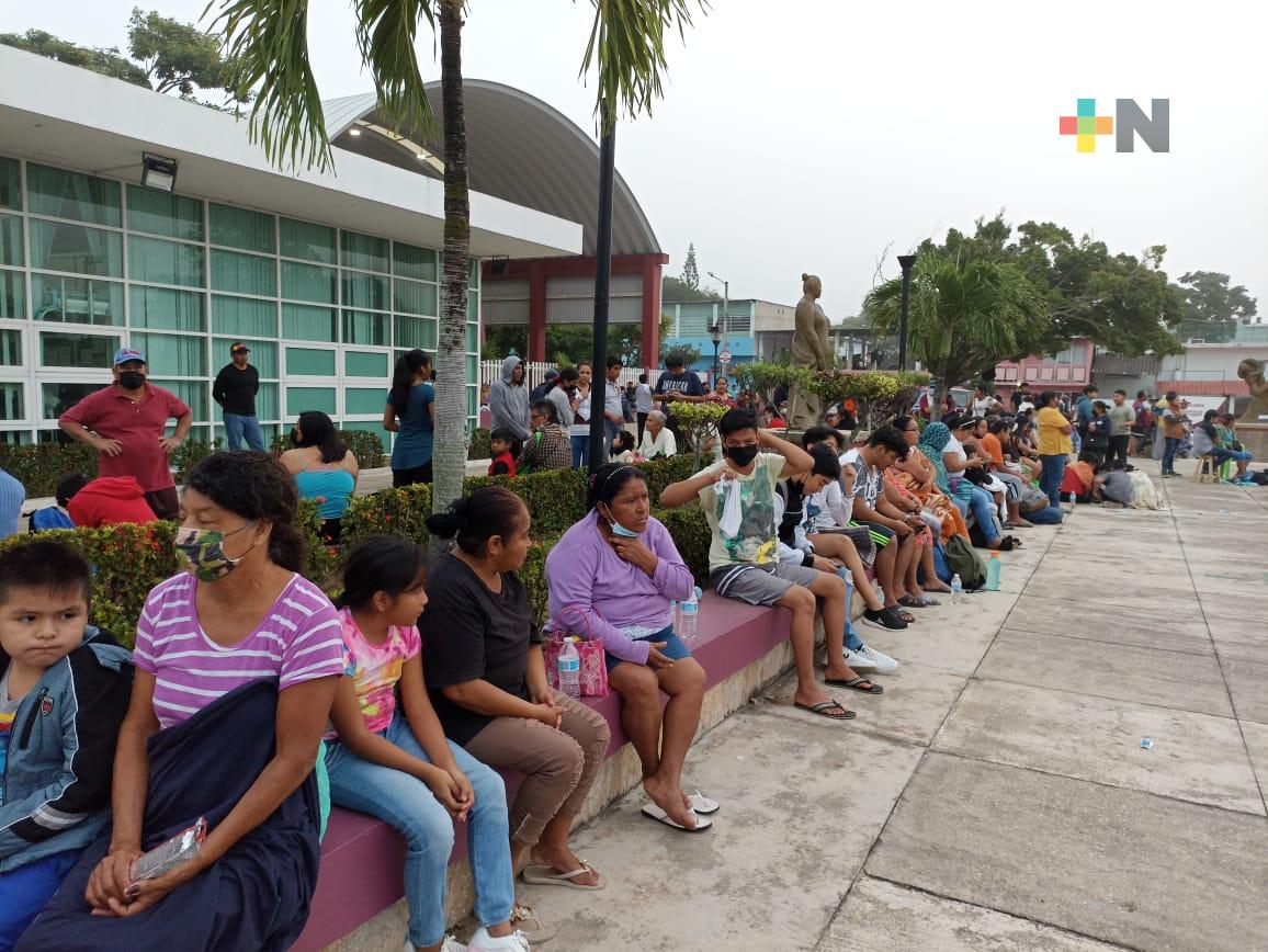 Trasladan a pobladores de Mundo Nuevo a refugios temporales tras fuga de amoniaco