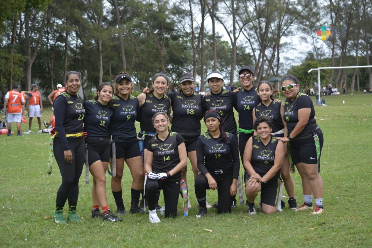 Avanzan a semifinales las Panteras en la Liga Regional de Tochito Veracruz
