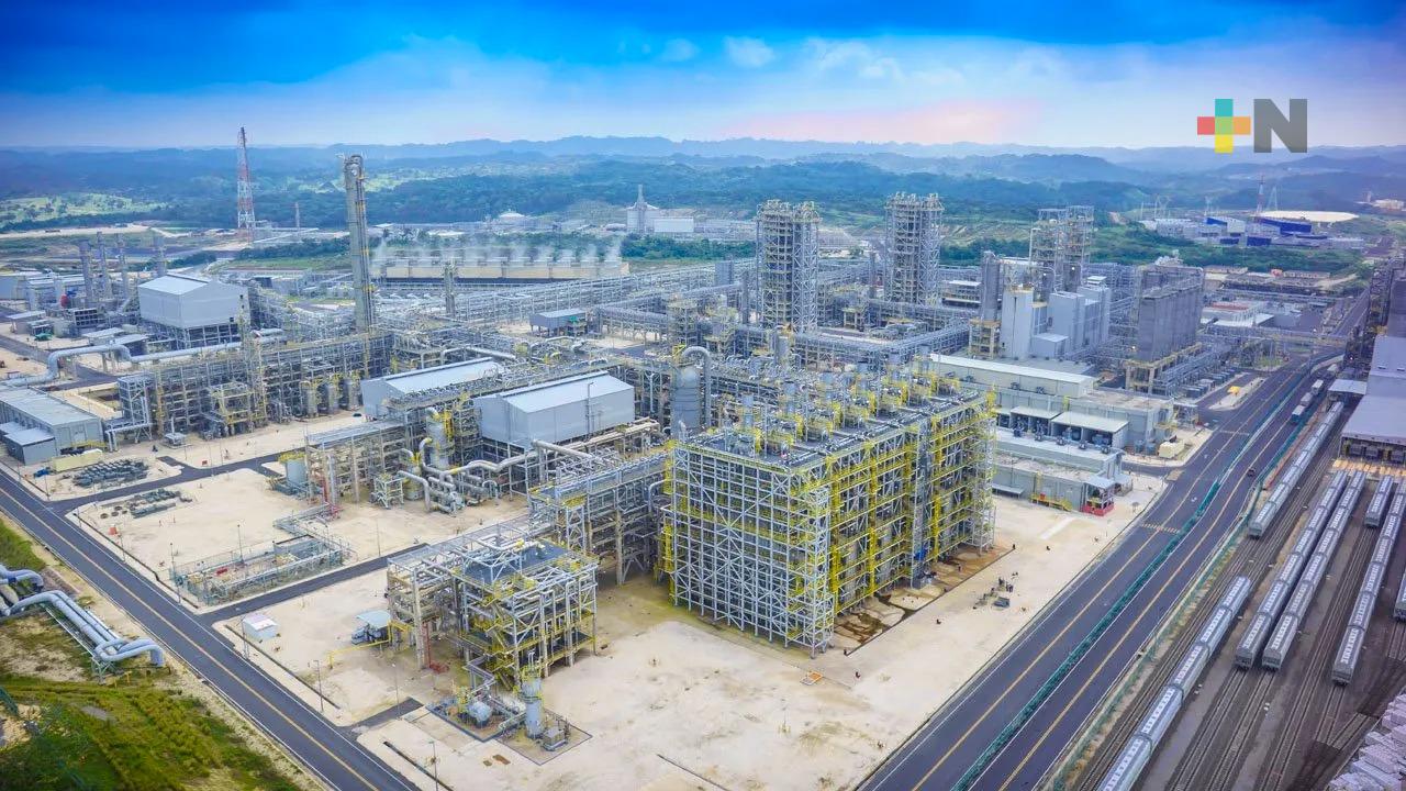 Incrementa empleo en zona sur por construcción de terminal química «Puerto México»