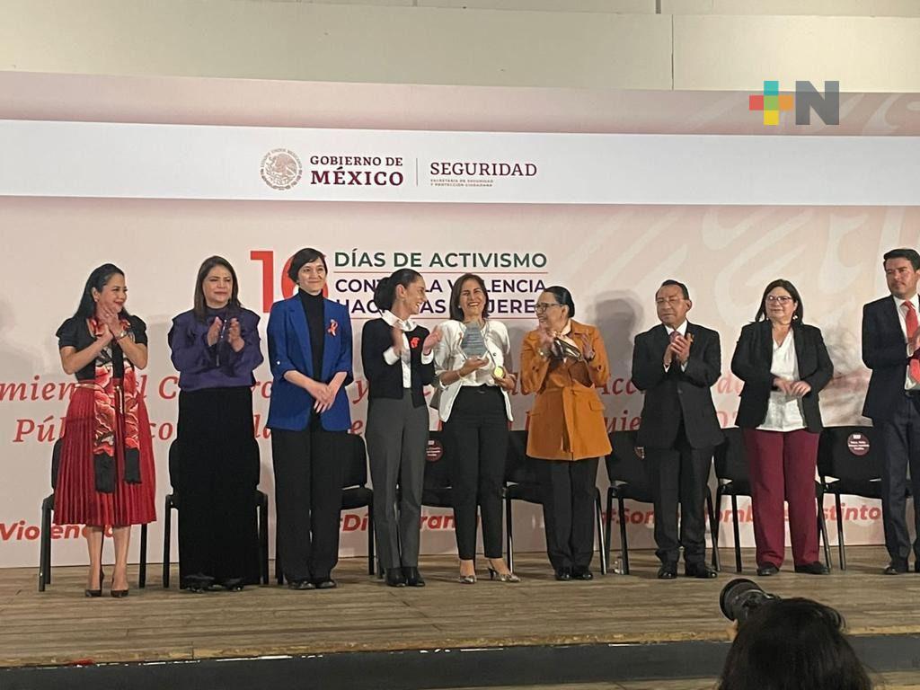 Unidad de Género de SSP recibe reconocimiento por labor en contra de violencia hacia las mujeres