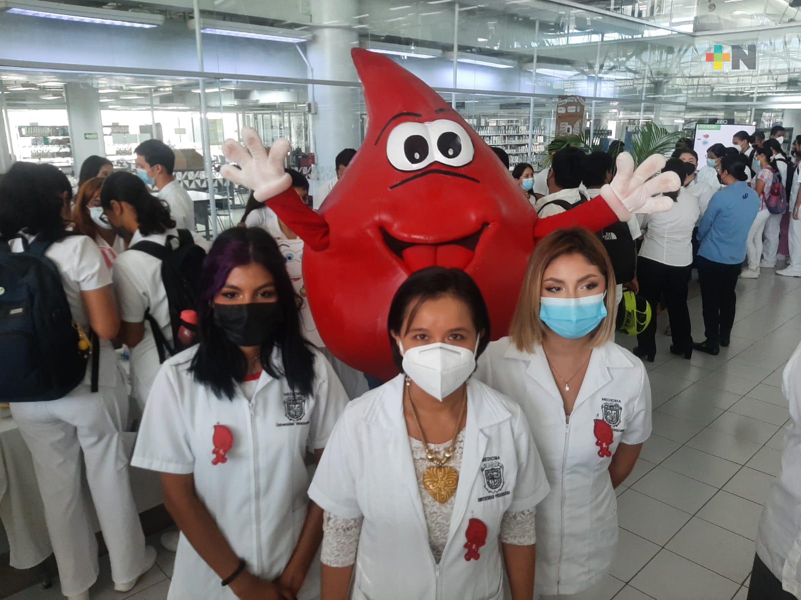 Estudiantes de la UV promueven campaña de donación de sangre, iniciará el 24 de noviembre