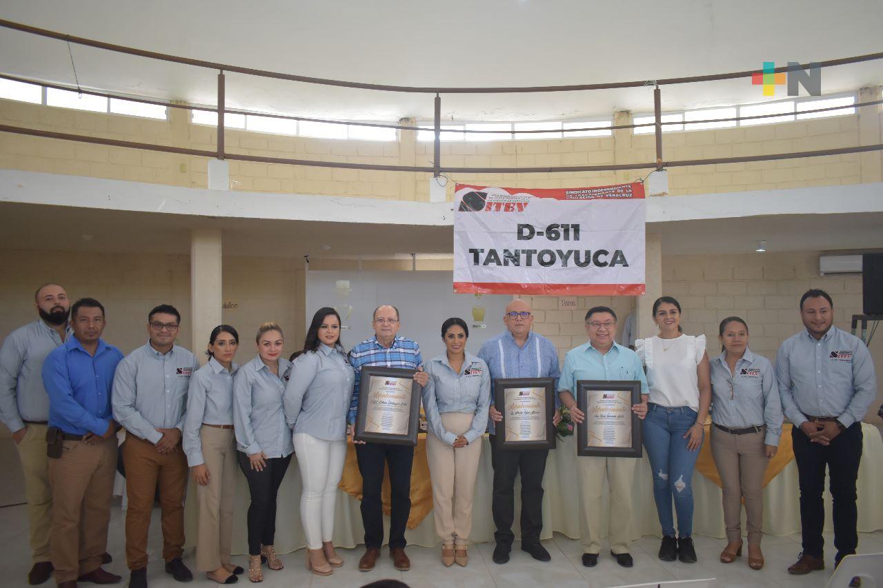Ayuntamiento de Tantoyuca promueve  donación de predios para sector magisterial