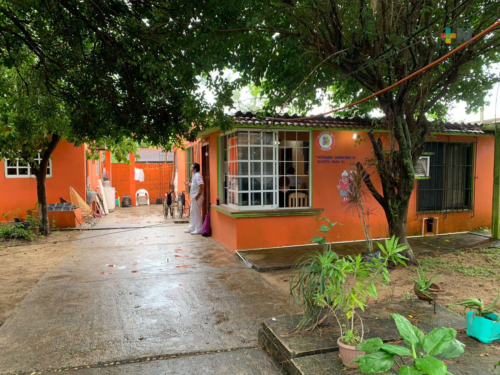 Recaudan víveres y fondos a beneficio de albergue de adultos mayores