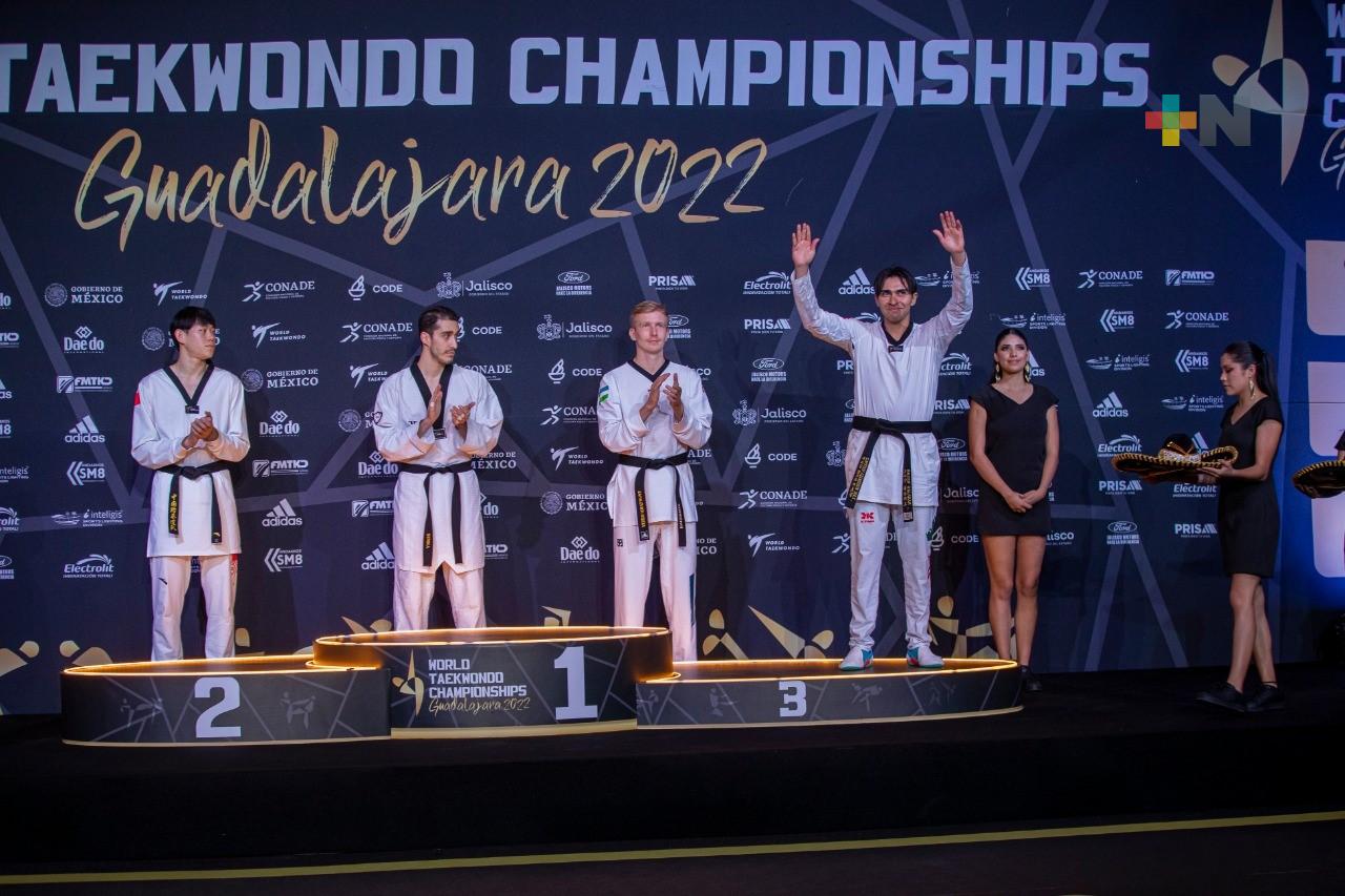 Bryan Salazar se cuelga bronce en Mundial de Taekwondo Guadalajara 2022