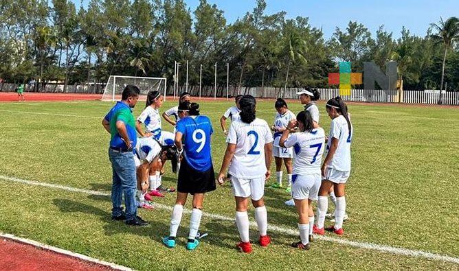 Halcones UV femenil venció por 4-3 a ITESM, en futbol universitario