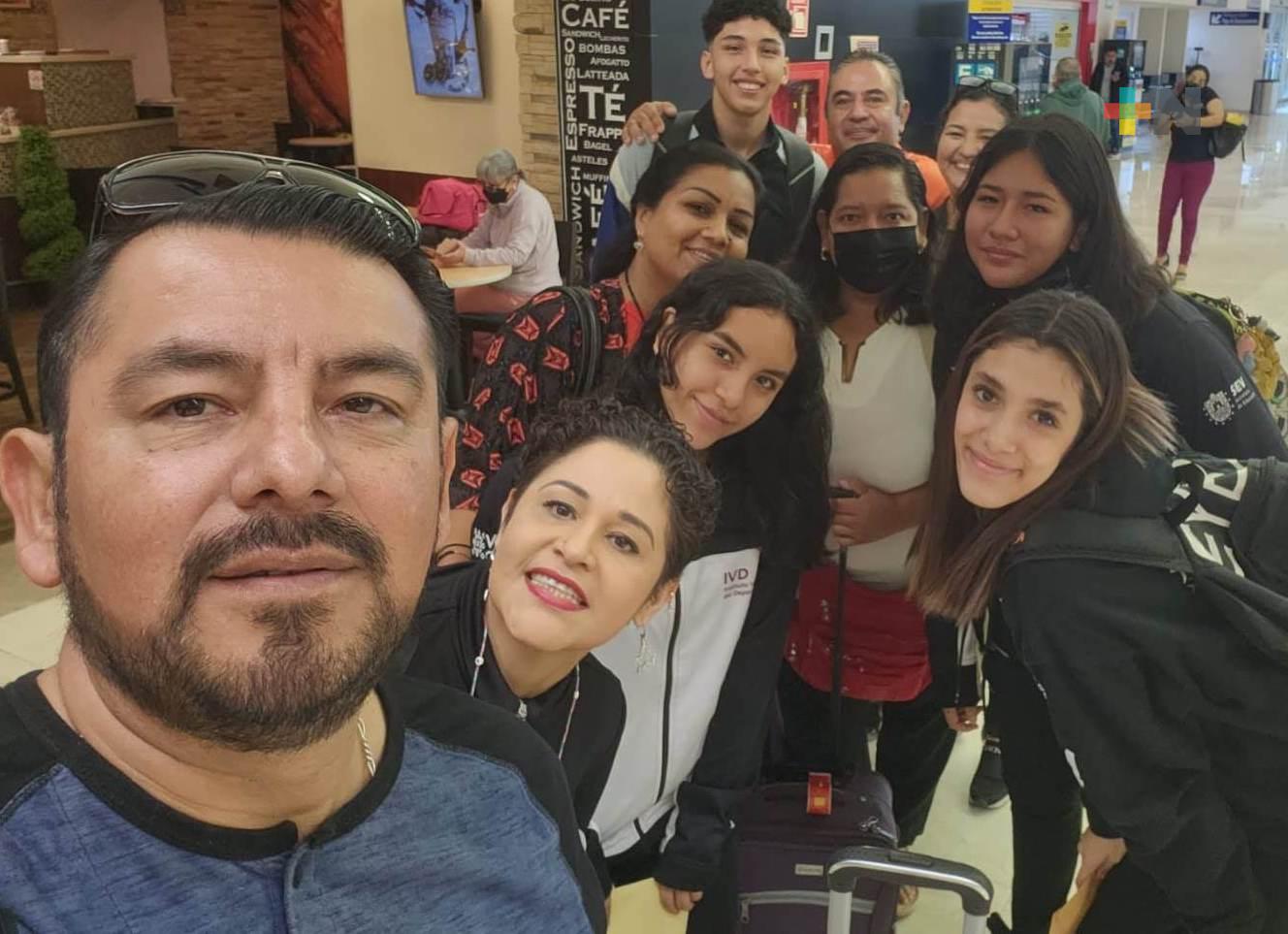 Viajan entrenador y jugadoras xalapeñas a preselección nacional de voleibol