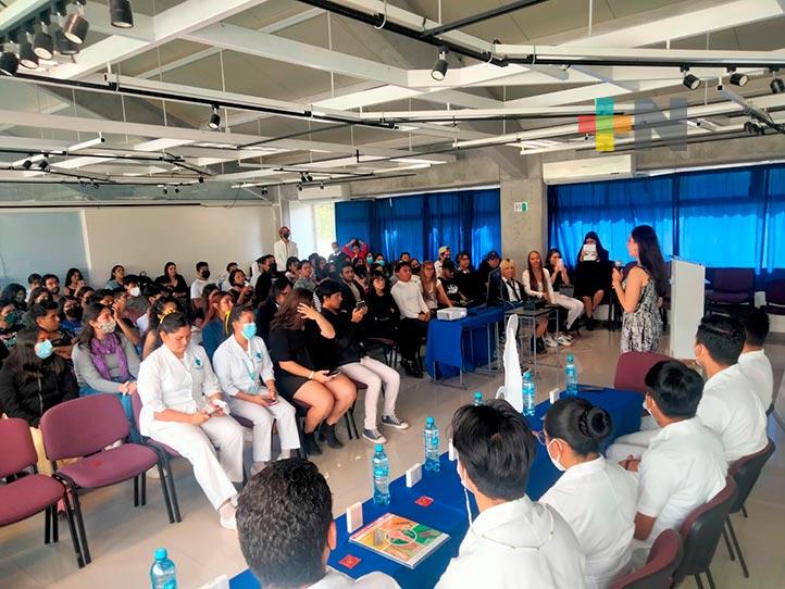 Alumnos de FCAS y Enfermería promueven la salud sexual y reproductiva, en UV