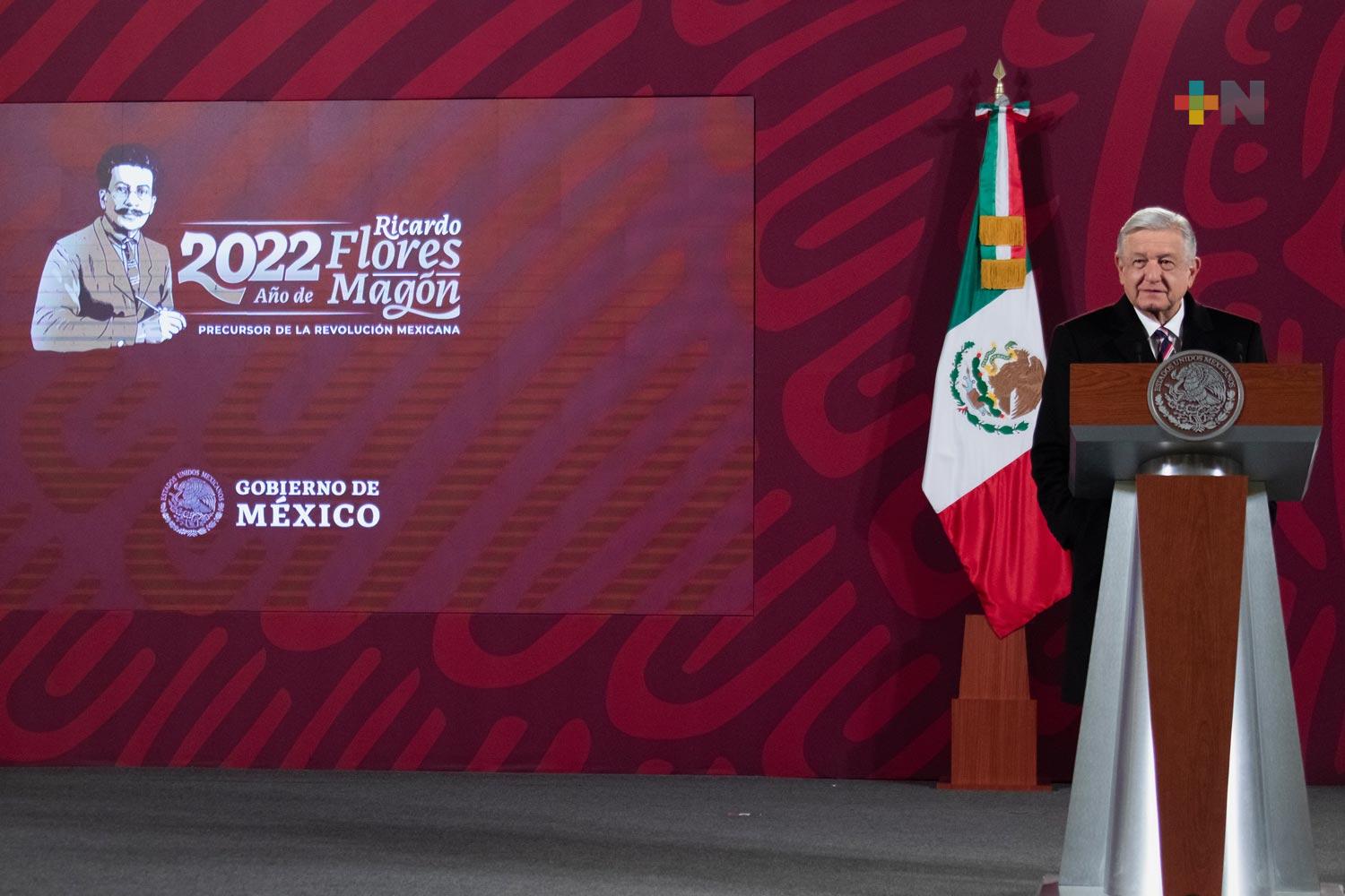 Presidente López Obrador anuncia reestructuración de deuda externa para 2025