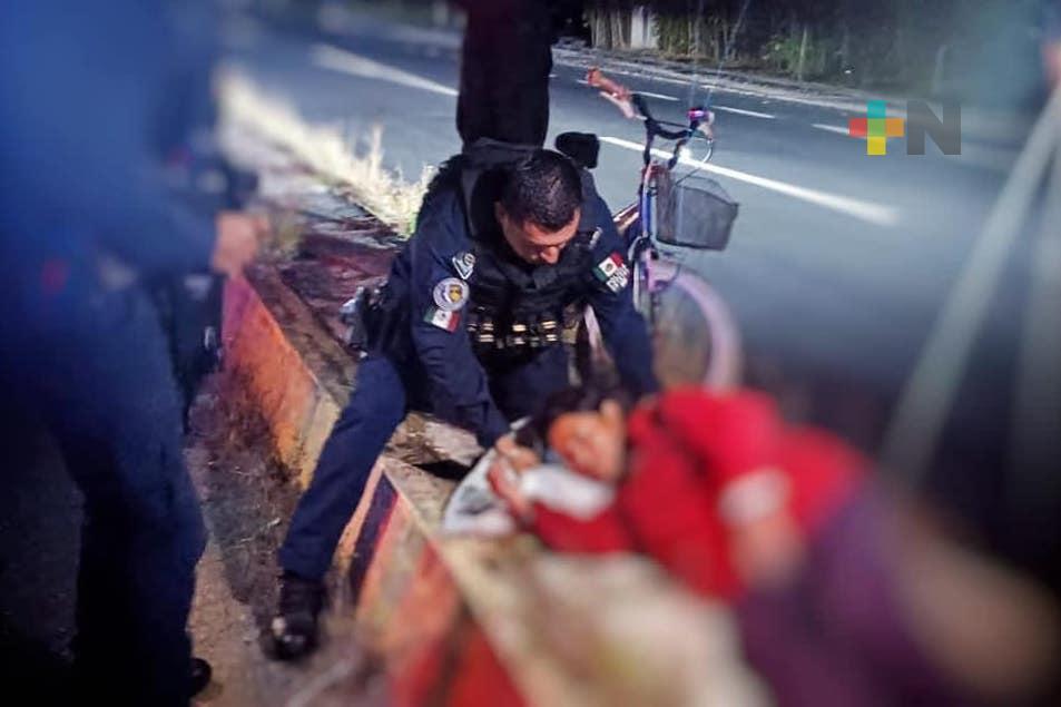 Auxilian elementos de SSP a persona atropellada en carretera Xalapa-Veracruz