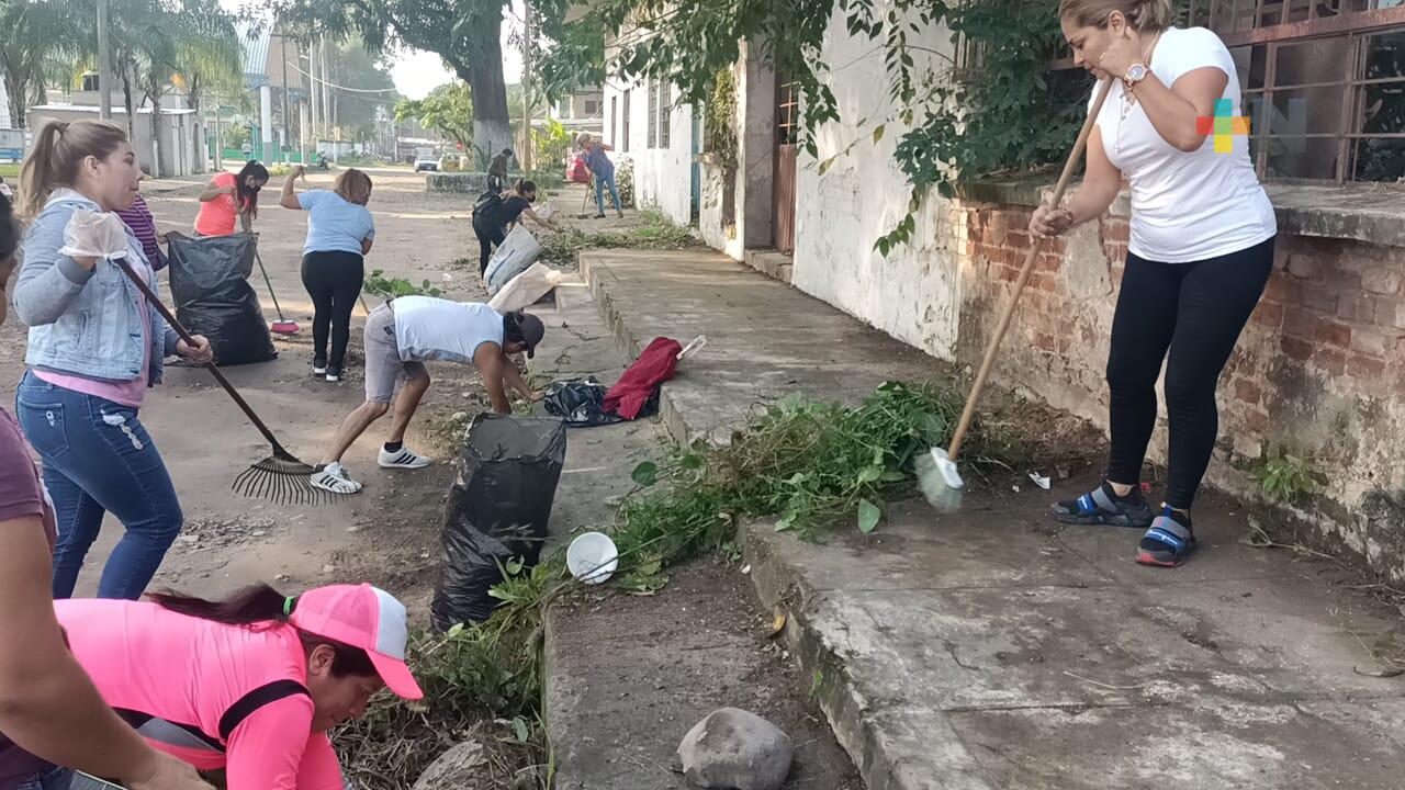 Asociación Mujeres Emprendedoras ponen ejemplo de trabajo y participación