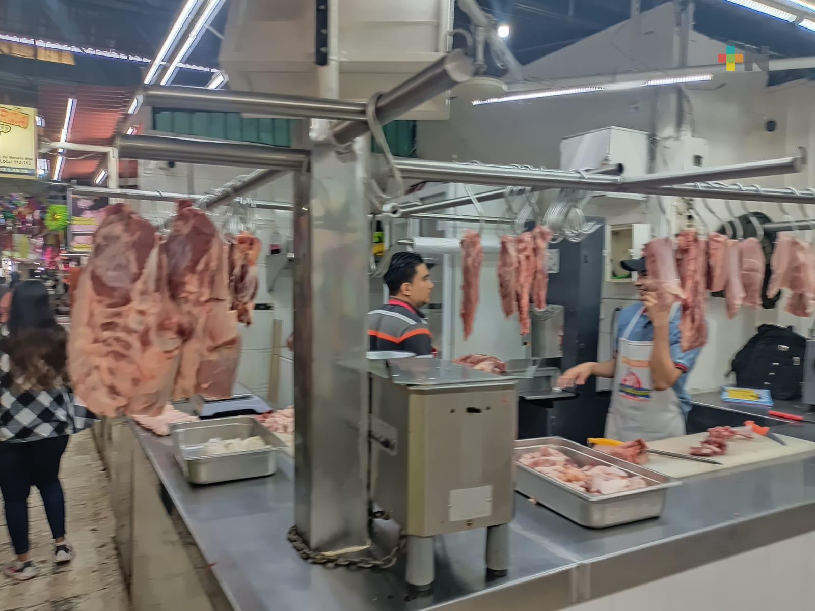 Comerciantes de carne, frutas y verduras; lo más beneficiados por fiestas decembrinas