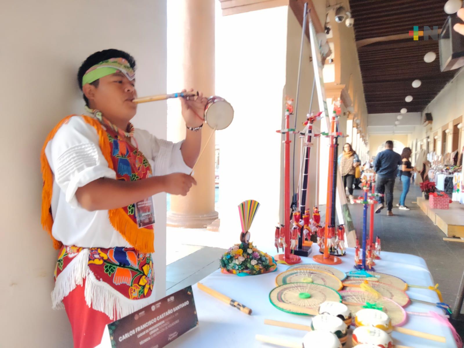 Expo venta navideña «Mahuan Pepetlani» en Xalapa