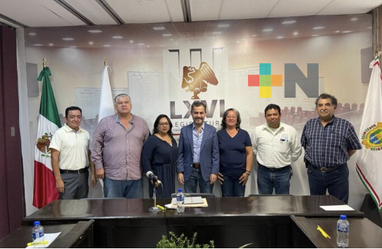 Atiende diputado Antonio Luna a comités de Agua de Estanzuela y Chavarrillo