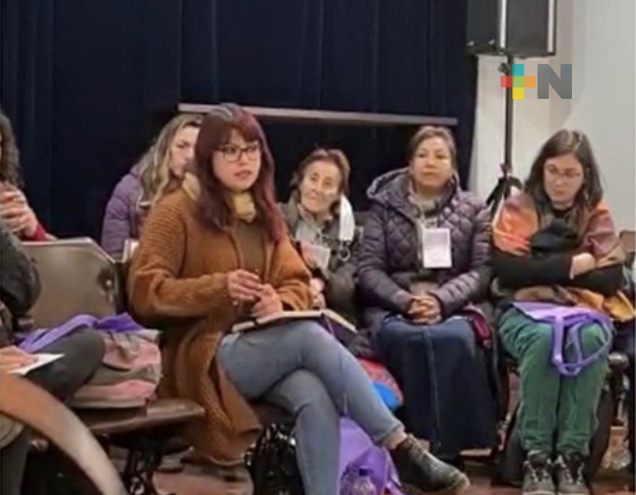 Mujeres indígenas viven triple discriminación, afirma Flor Magdalena Vargas