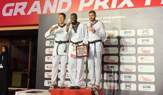 Carlos Sansores cosecha plata en Grand Prix Final de Taekwondo en Arabia Saudita