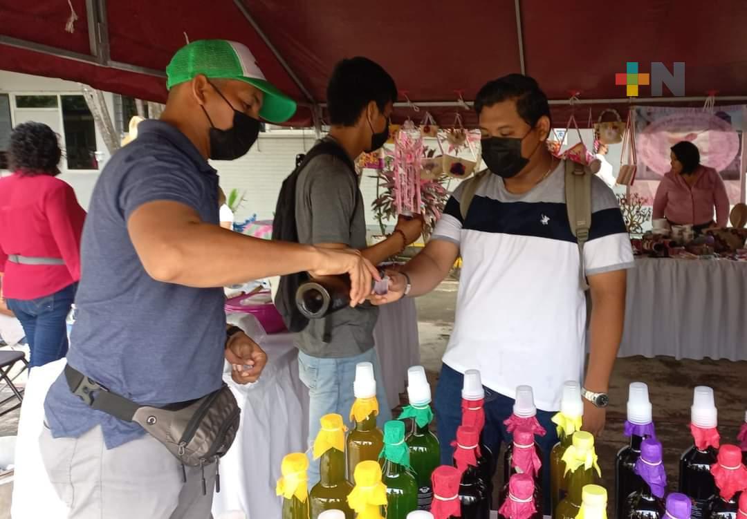 Emprendedores de Coatzacoalcos ofrecerán sus productos en la expo-Navidad
