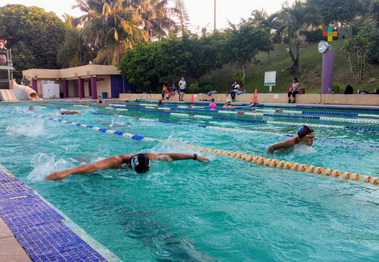 Loreley Monforte y Ángel Zárate representarán a Fénix Swim Club en nacional de invierno