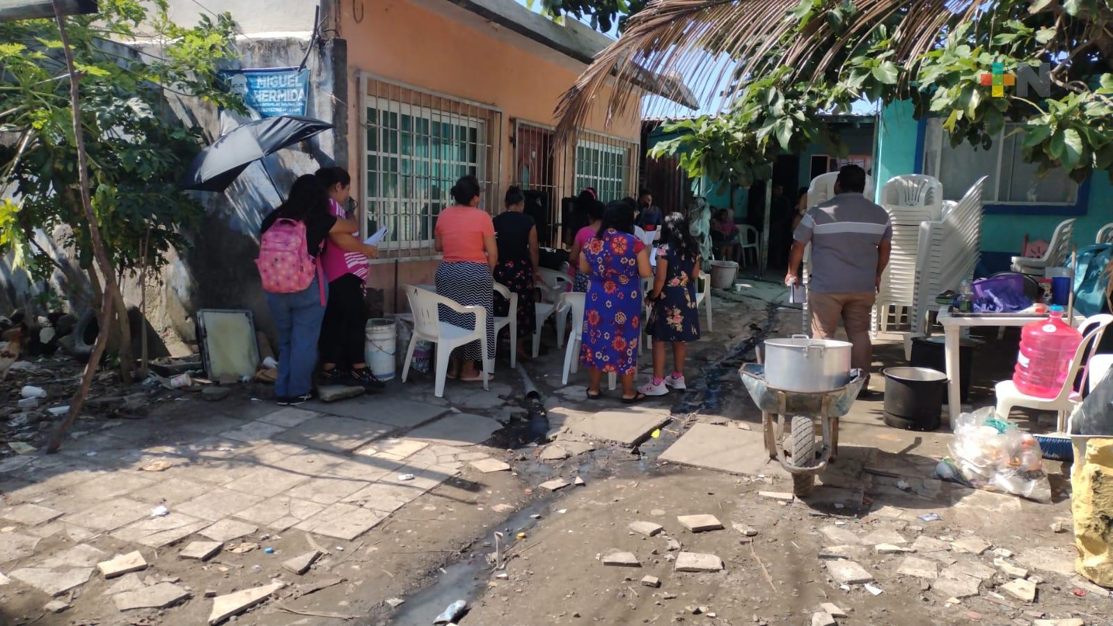 En Veracruz realizan velatorio de Rosa Isela
