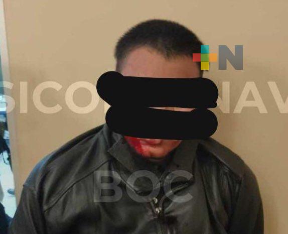 SSP detuvo en plaza comercial a individuo presuntamente armado con artefacto hechizo