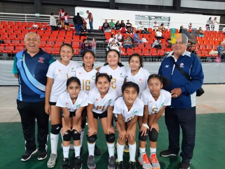Leonas de Coatza ganan Festival Estatal Infantil de Voleibol de Sala