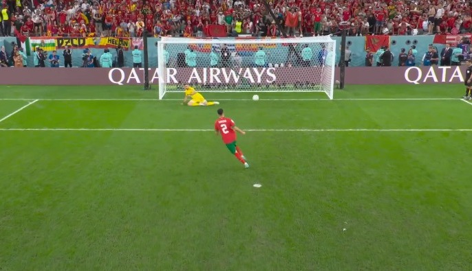 Marruecos dio el golpe y eliminó a España por penales