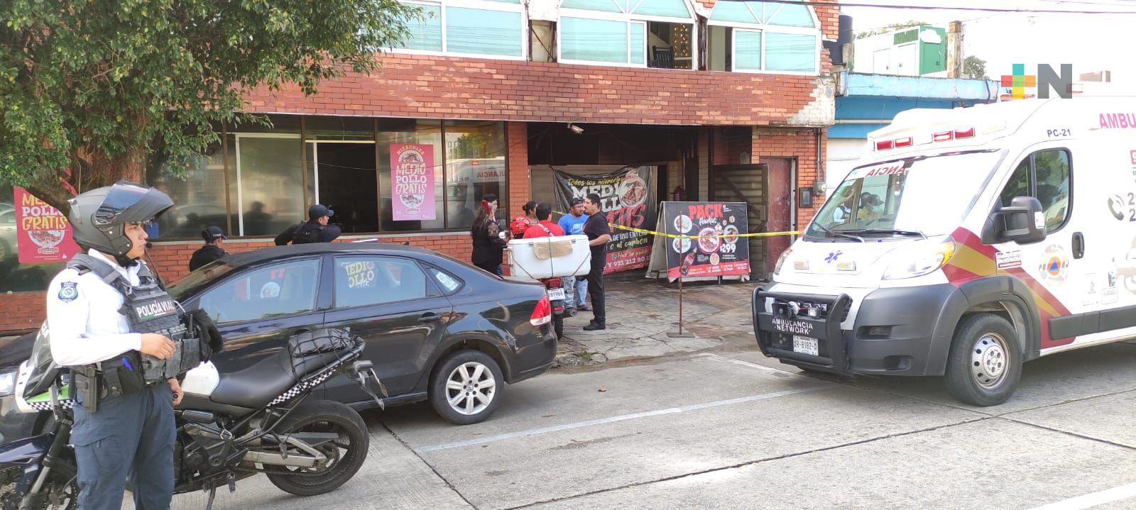 Genera movilización la muerte accidental de un joven en restaurante Pollo Feliz