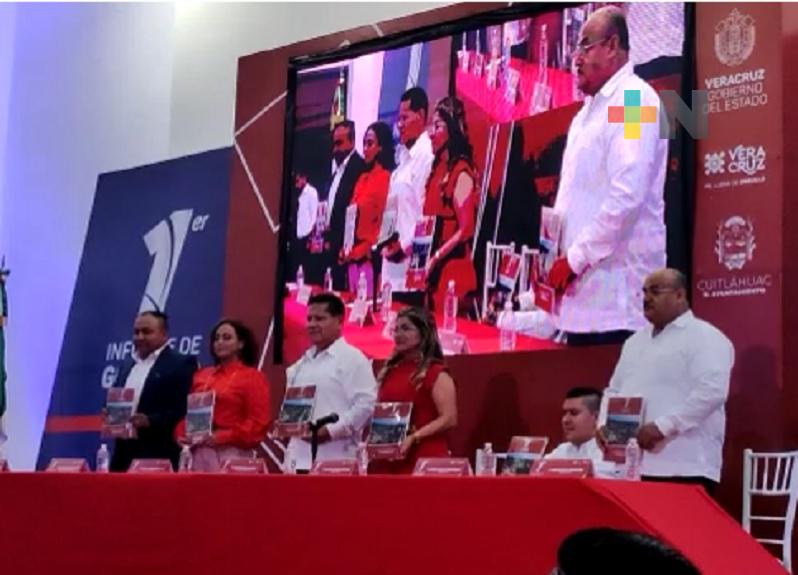 Rinde su primer informe de labores alcalde del municipio de Cuitláhuac